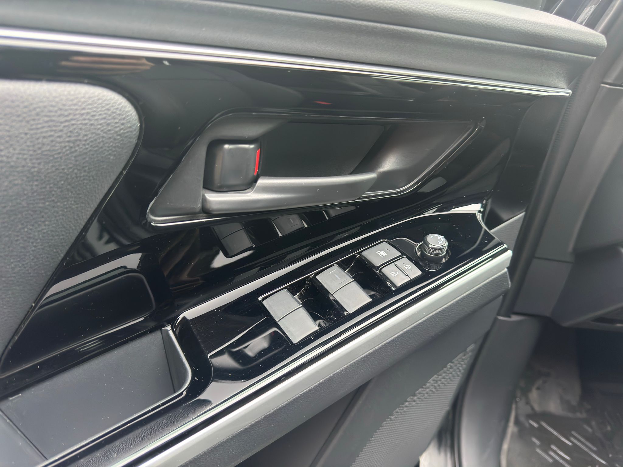 PHOTO-2025-11-24-15-17-22 13.jpg