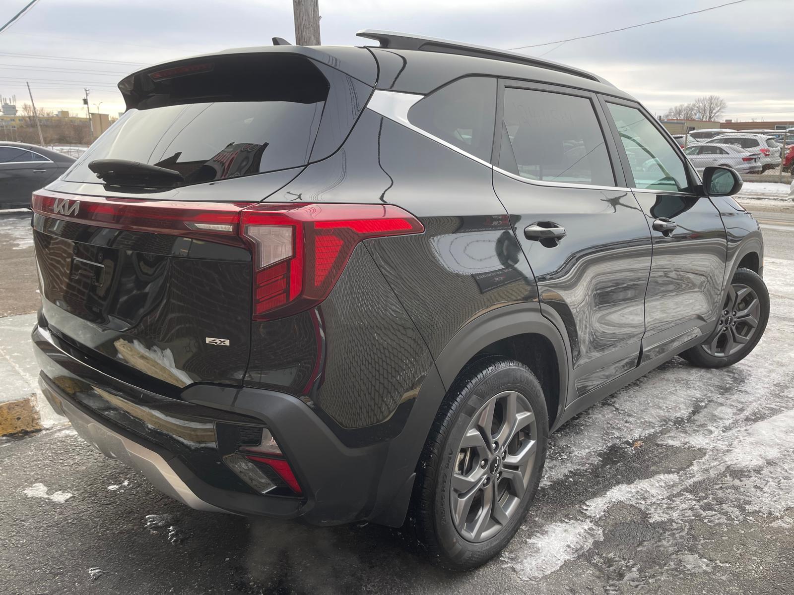 PHOTO-2025-12-31-15-33-32 18.jpg