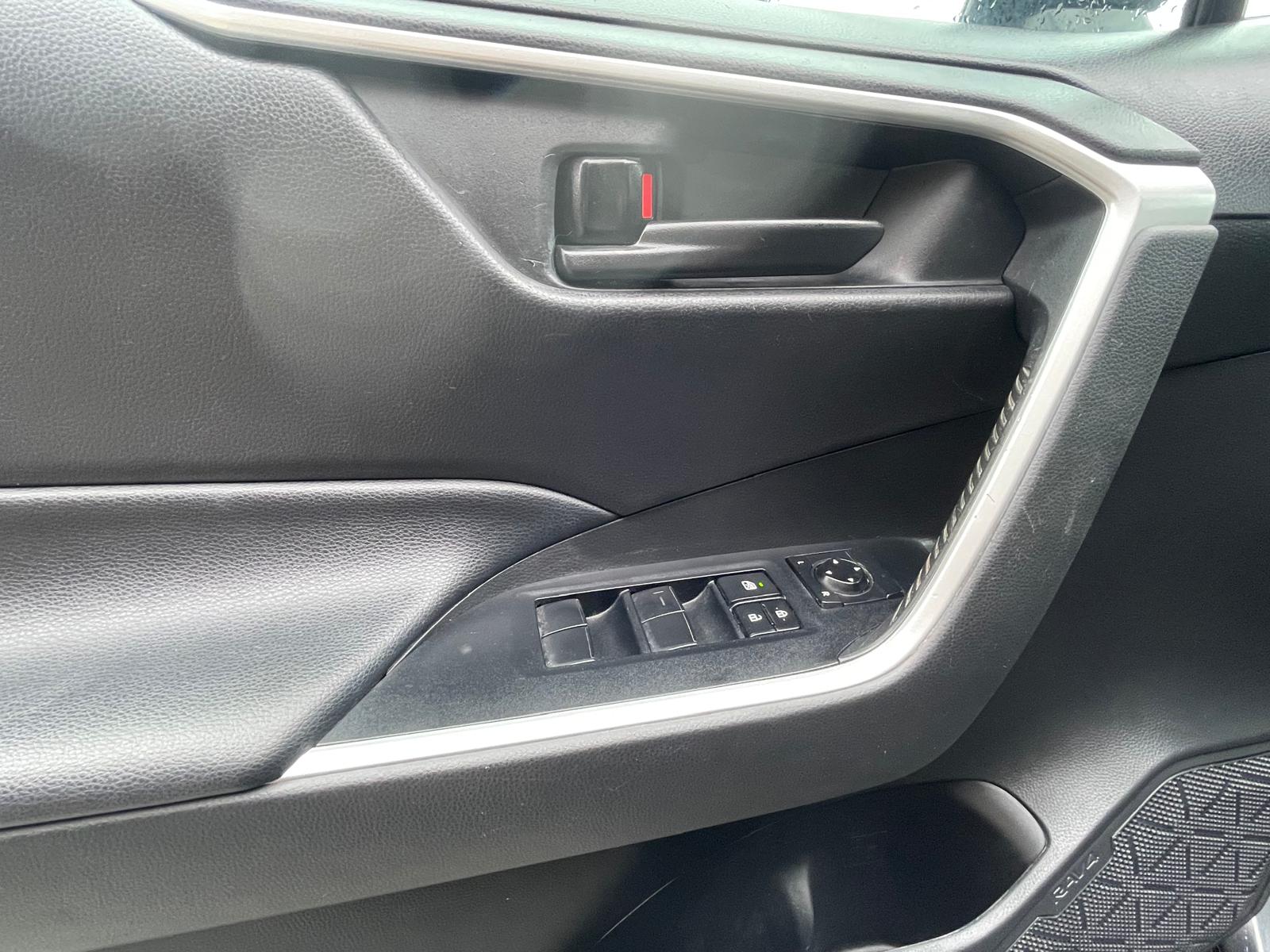 PHOTO-2026-04-01-10-33-42 3.jpg