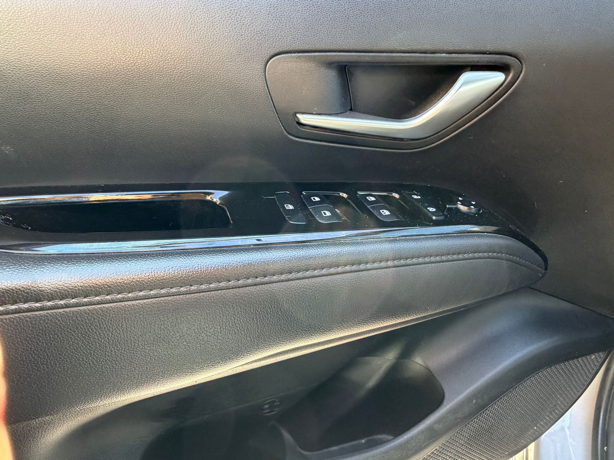 PHOTO-2026-04-23-14-51-48 15.jpg