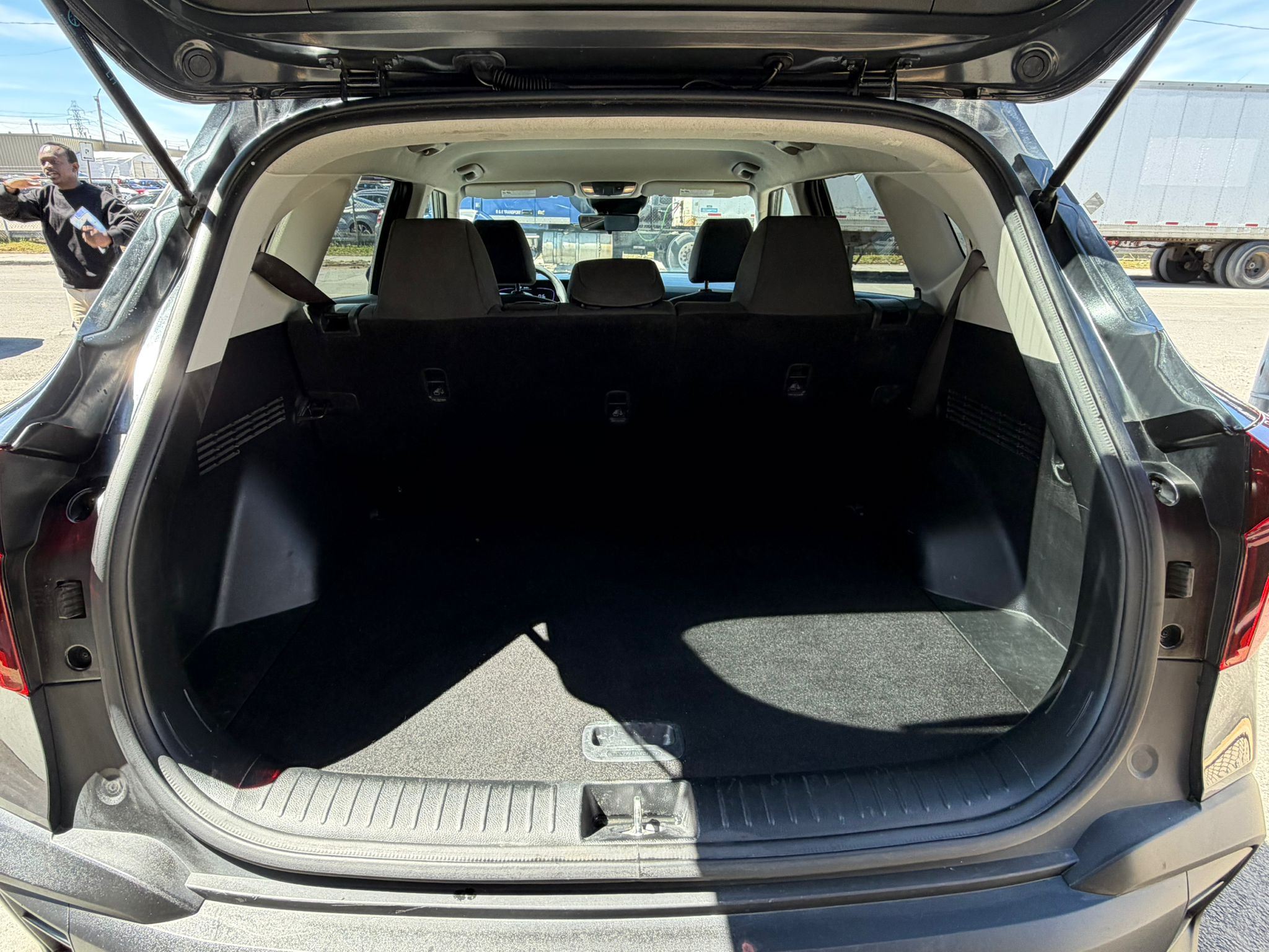 PHOTO-2026-04-27-11-44-59 10.jpg