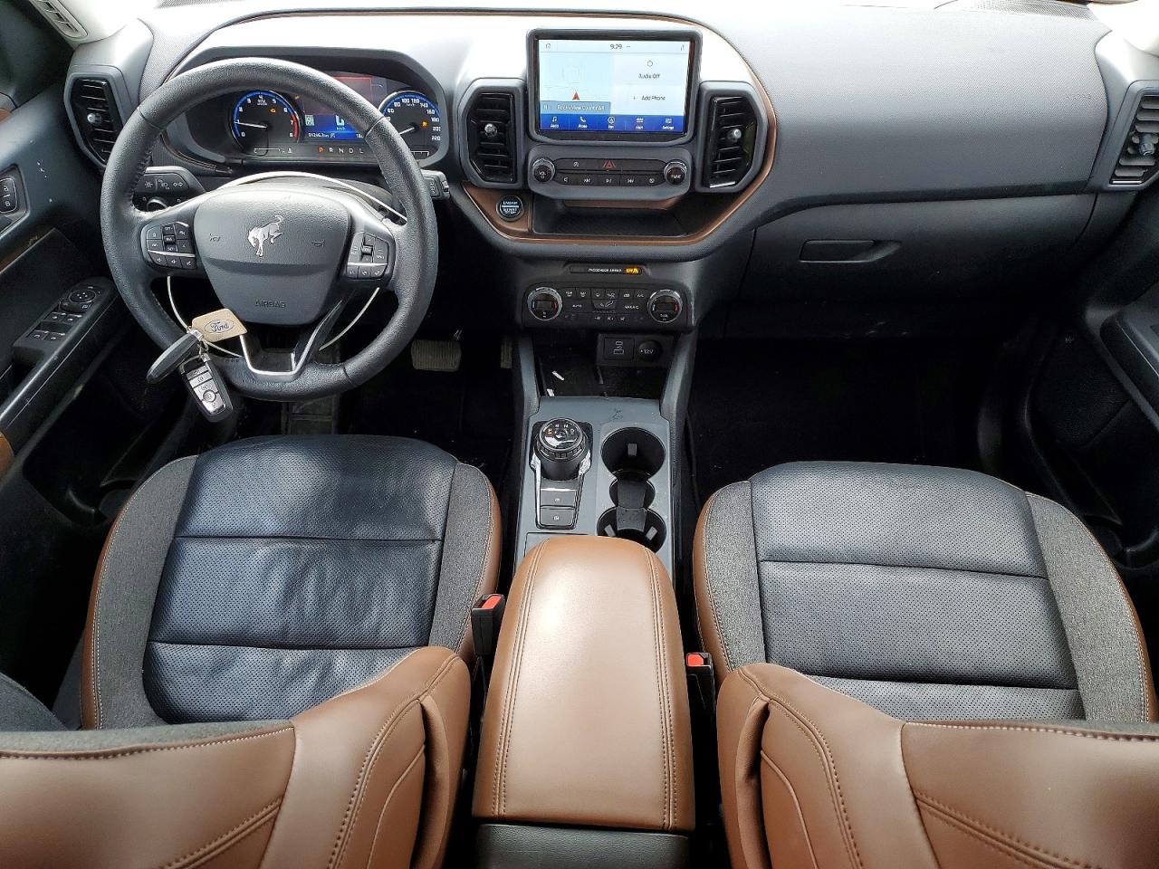 52549386_Image_8.jpg